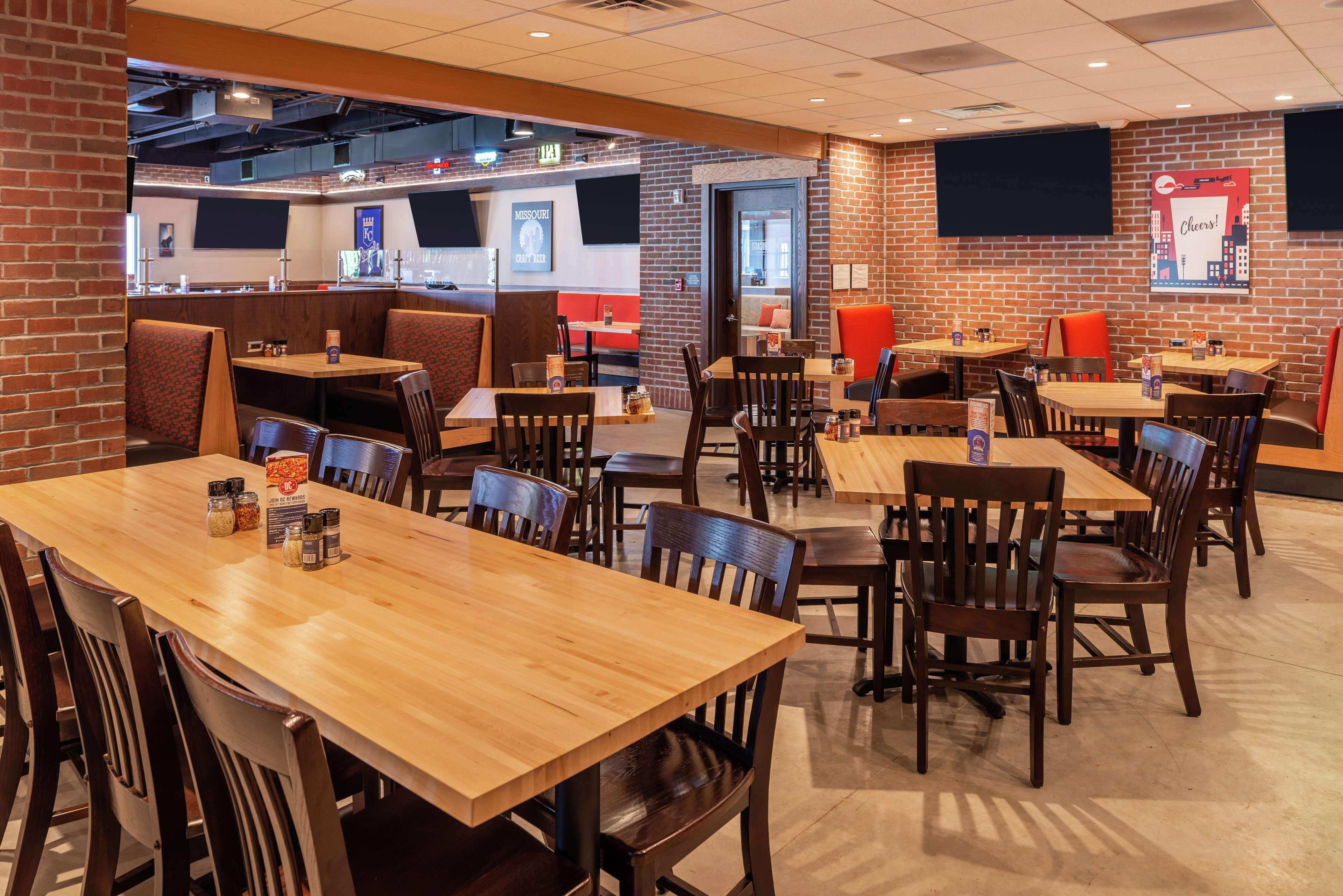 Hilton Garden Inn Kansas City Airport Mo Bagian luar foto