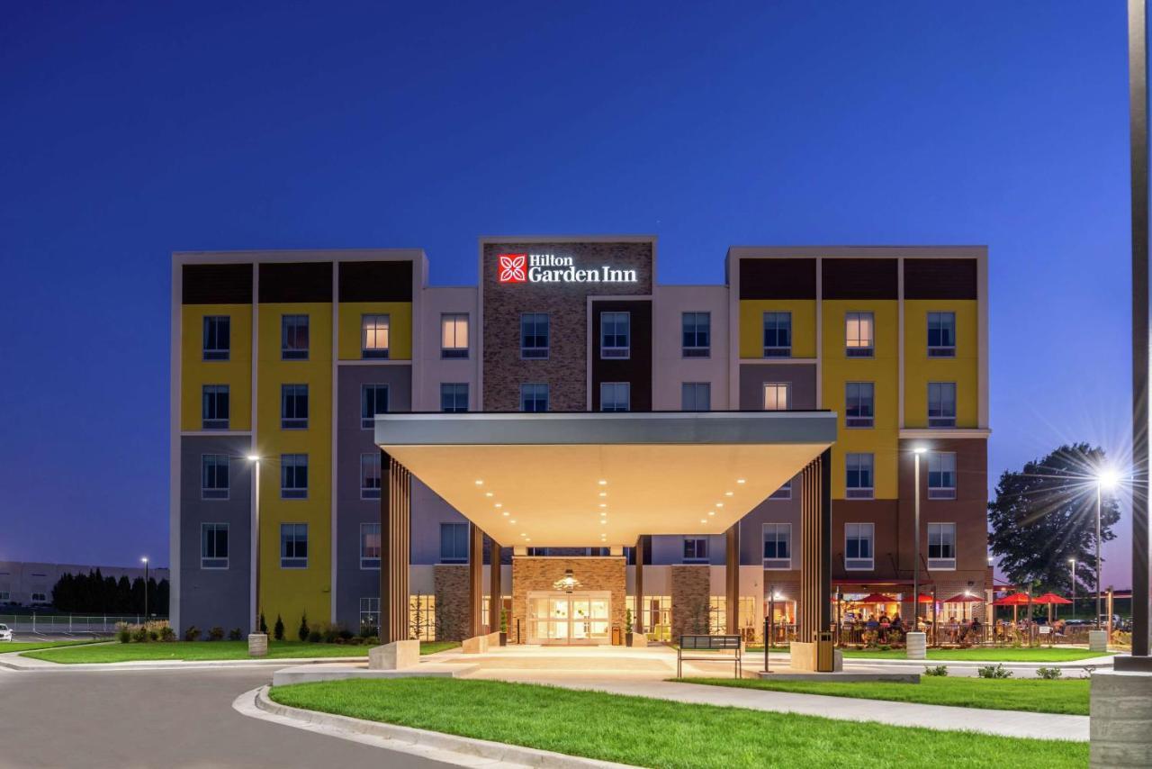 Hilton Garden Inn Kansas City Airport Mo Bagian luar foto